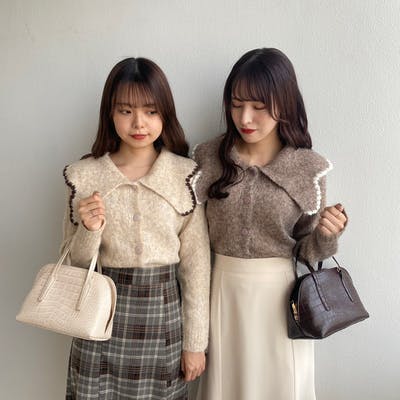 淡色バイカラーふわふわニット