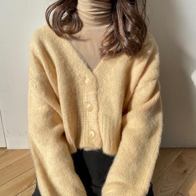 Vネックカーディガン