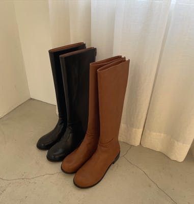 ラウンドトゥロングブーツ